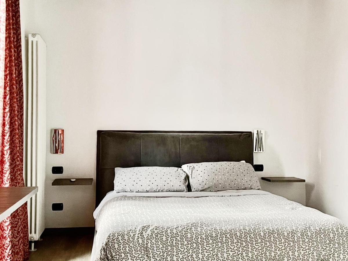 Poste Regie - Milan Guest House Kültér fotó