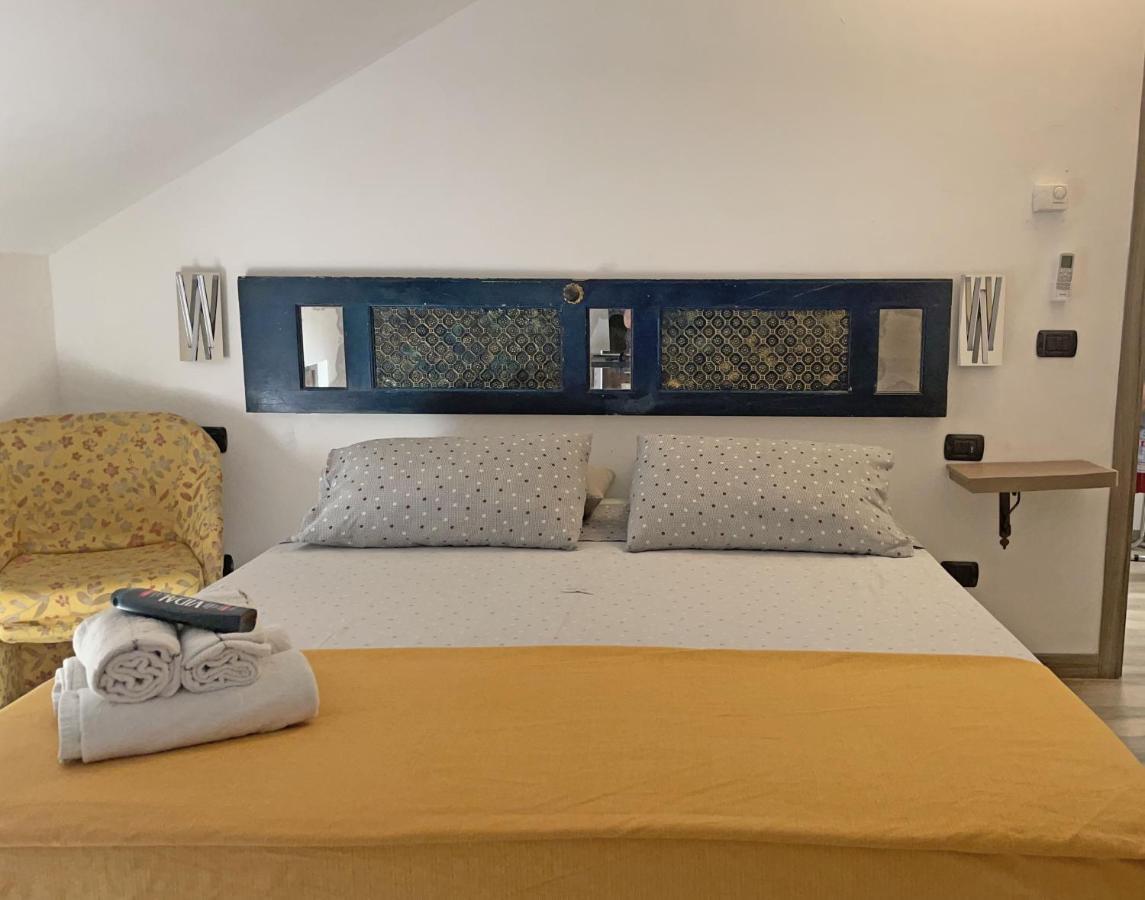 Poste Regie - Milan Guest House Kültér fotó